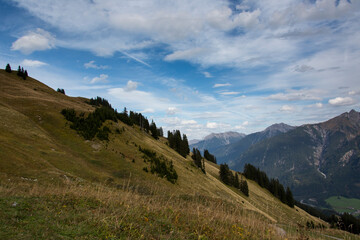 Die Lechtaler Alpen im Herbst