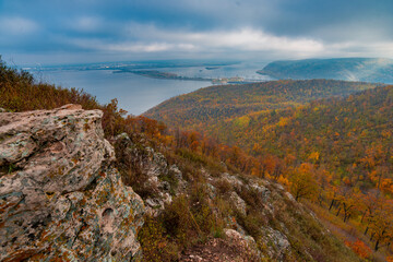 Fototapeta na wymiar A stroll through the Zhigulyovo Mountains on an October day!
