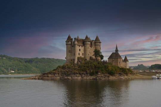 Ch&acirc;teau de Val