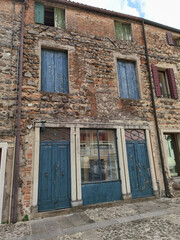 Fototapeta na wymiar Fassade eines Hauses in Este in Venetien in Italien