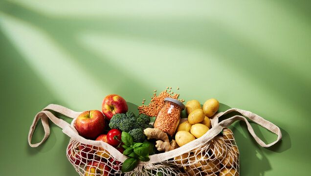 Net bag with vegetables and grains