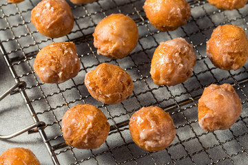 Old Fashioned Glazed Donut Holes