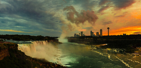 Fototapeta premium American falls, Niagara falls at Night