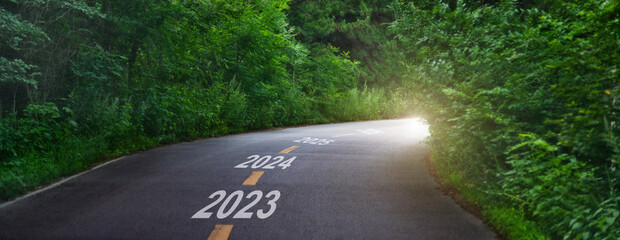 Summer asphalt curvy road with numbers 2023 to 2026 - obrazy, fototapety, plakaty