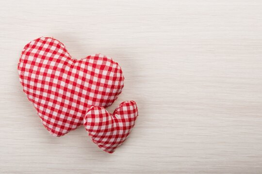 Valentine's Day Decoration, toy handmade hearts on the desk