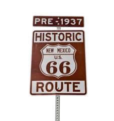 Fotobehang Historic Route 66 New Mexico Sign Isolated.  © trekandphoto