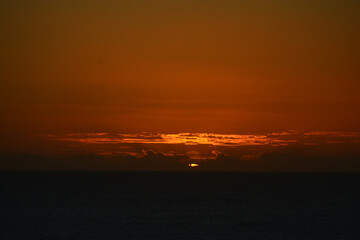 Fototapeta premium sunset over the sea