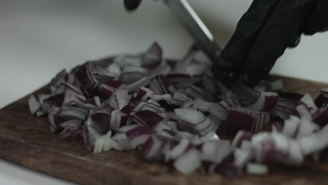 Slicing and Mincing Red Onions 4K