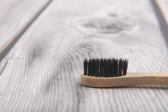 Natural Bamboo Toothbrush With Charcoal Activated Bristles