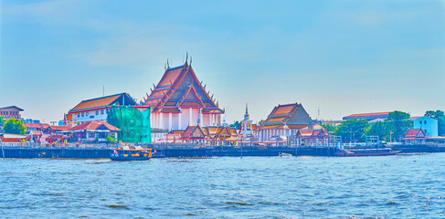 The huge image house of Wat Kanlayanamit temple on Chao Phraya riverbank in Bangkok, Thailand