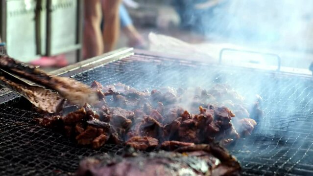 Select focus mutton meat is cooked on steel grill