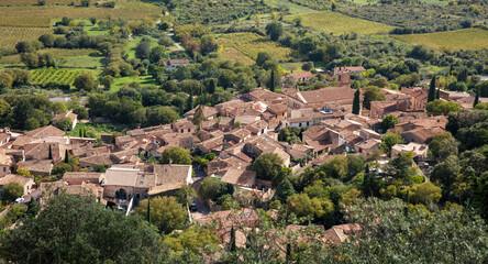 Fototapeta na wymiar French village- Corconne, Occitanie