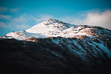 Naklejka premium snow covered mountain