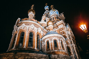 Obraz premium Cathedral of the Resurrection of Christ (Savior on Spilled Blood) on a summer night. Saint-Petersburg, Russia