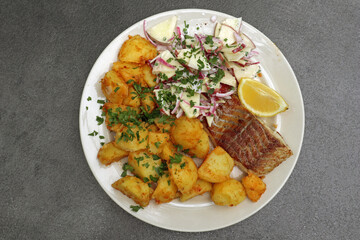 Seelachs mit Kartoffeln