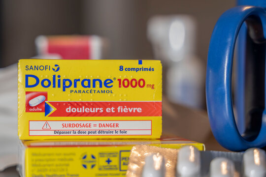 boites de m&eacute;dicament Doliprane au parac&eacute;tamol