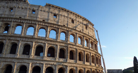 Naklejka premium ancient roman colosseum in rome, italy