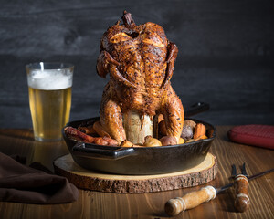 Beer can chicken with roasted vegetables - 539874268