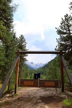 Roseq Valley In Swiss Alps - Bernina Range In Graubünden