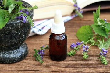 Tincture from Scutellaria lateriflora, known as  blue skullcap or mad dog skull cap. Its extract is used in herbal medicine as a mild sedative and sleep promoter.
