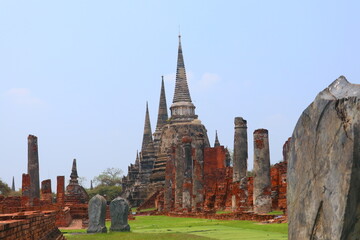 Obraz premium Chedi (pagoda) of Wat Phra Sri Sanphet - Historical parks of Thailand in Ayutthaya province