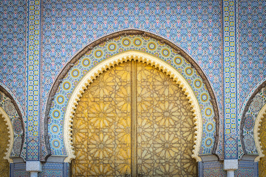 entrance to royal palace in fes, fez, morocco, north africa, 