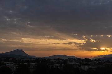 Fototapeta premium the Sainte Victoire mountain in the light of a cloudy autumn morning