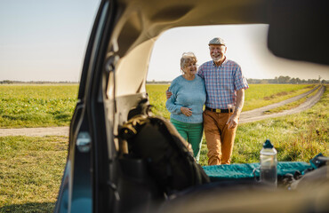 Senior couple on a road trip
