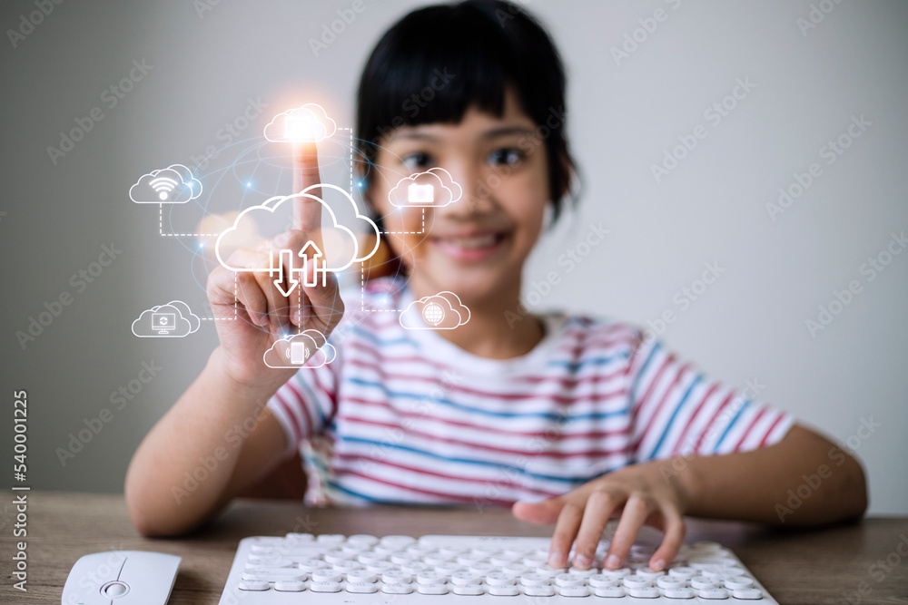 Aufkleber icon cloud computing network and icon connection data information. cloud computing and technology co