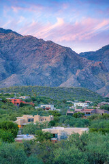 Fototapeta na wymiar Sloped mountainside residential area at Tucson, Arizona