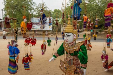 Myanmar's string Burmese puppets showcased in Burma