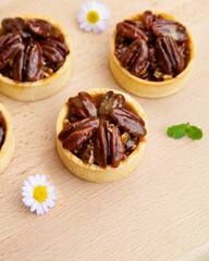 Pecan caramel mini tart