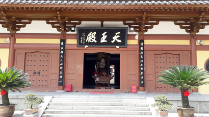 chinese temple entrance