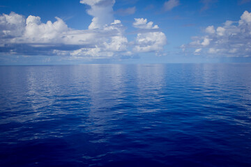 Fototapeta na wymiar Reflective Ocean