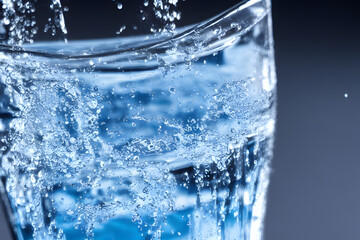 photo of a glass of water, a fresh and cold drink, refreshing
