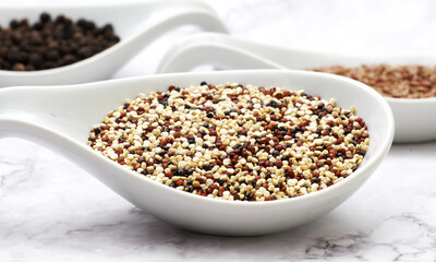 Quinoa, Kraftkorn, Bio, Eiweiß,S alat, Reismelde,
Pflanze, Lebensmittel, Gemüse Vegetarisch, Vegan
