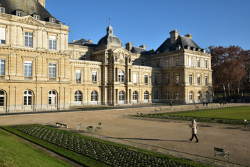 Fototapeta na wymiar Palais du Luxembourg à Paris. France