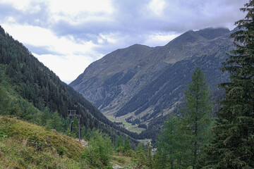 Fototapeta na wymiar On descent from Preintaler refuge down to Riesach valley, Styria, Austria.