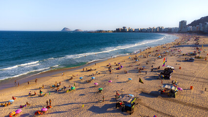 Praia Copacabana Copa Rio de Janeiro Brasil Ondas Areia Mar Oceano Paisagem Urbana Natureza Tropical Litoral F&eacute;rias Viagem Turismo Turista Sol Ver&atilde;o Futebol Copa do Mundo 