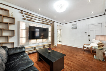 Luxury renovated furnished apartment in Montreal with finished basement, backyard, loundry, bedrooms, living room an kitchen