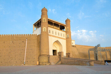 The main gate of the ancient Ark fortress on a sunny day. Bukhara, Uzbekistan - obrazy, fototapety, plakaty