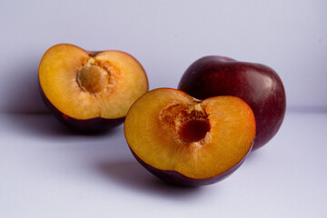 Fototapeta na wymiar Fresh plum isolated on wight
