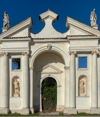 entrance to the entrance to the church