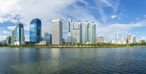 Obraz premium Bangkok city - Cityscape panorama downtown Business district urban area , reflection panoramic landscape Bangkok Thailand