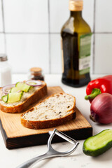 Sandwich making