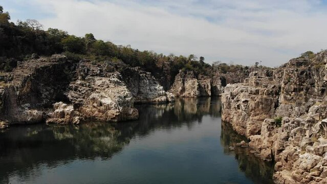 Jabalpur is a city in the central Indian state of Madhya Pradesh