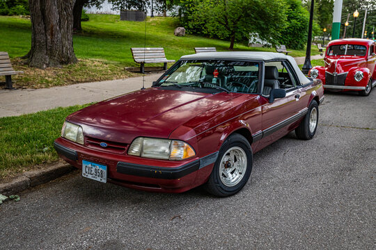1989 Ford Mustang LX Convertible
