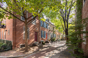 Philadelphia's little row homes - 540298836