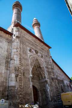civas &ccedil;ifte minare