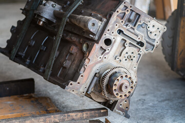 front gear and crankshaft of Engine cylinder block